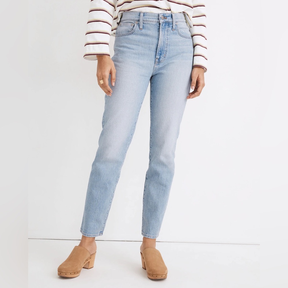 Madewell Perfect Vintage Jeans in Fiore Wash - Light Blue Size 27
